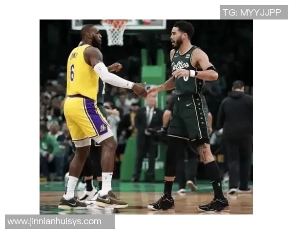 NBA球队估值排行榜出炉勇士以113亿稳居第一平均增长20达到55亿 NBA球队估值排行榜出炉勇士以113亿稳居第一平均增长20达到55亿