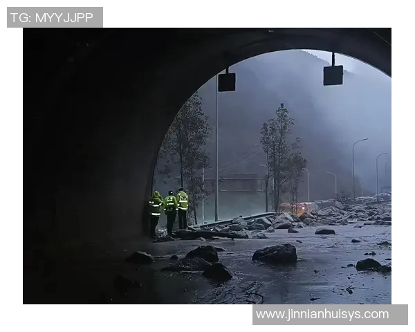 斯波住宅遭大火焚毁消息称暂无人员伤亡情况报告